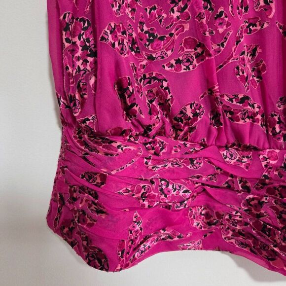 EUC WHITE HOUSE BLACK MARKET PINK FLORAL SURPLICE PLEATED SLEEVELESS TOP S - Picture 7 of 16